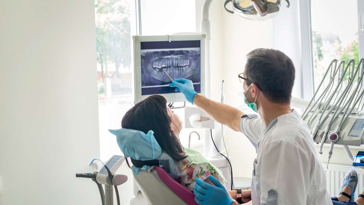 MA Dentist: 3 Ways You Can Get a Cracked Tooth and How to Prevent It