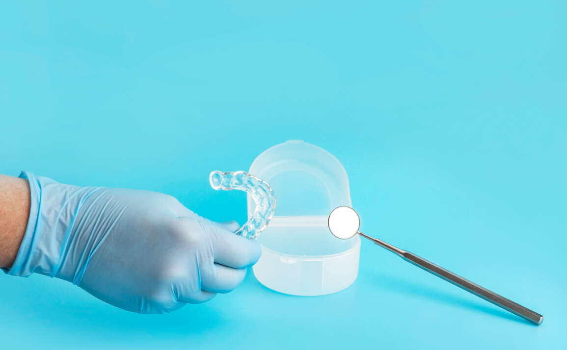 Bruxism (Teeth Grinding): Causes, Symptoms, and Solutions